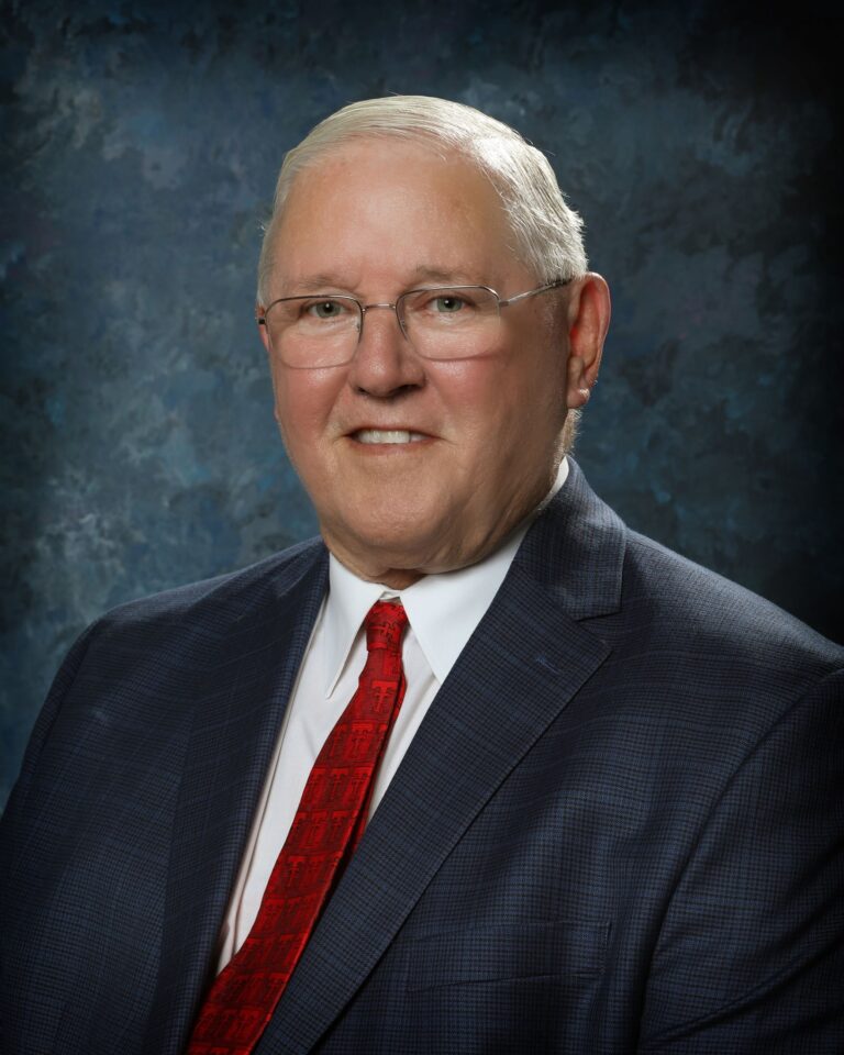 Tom Akins